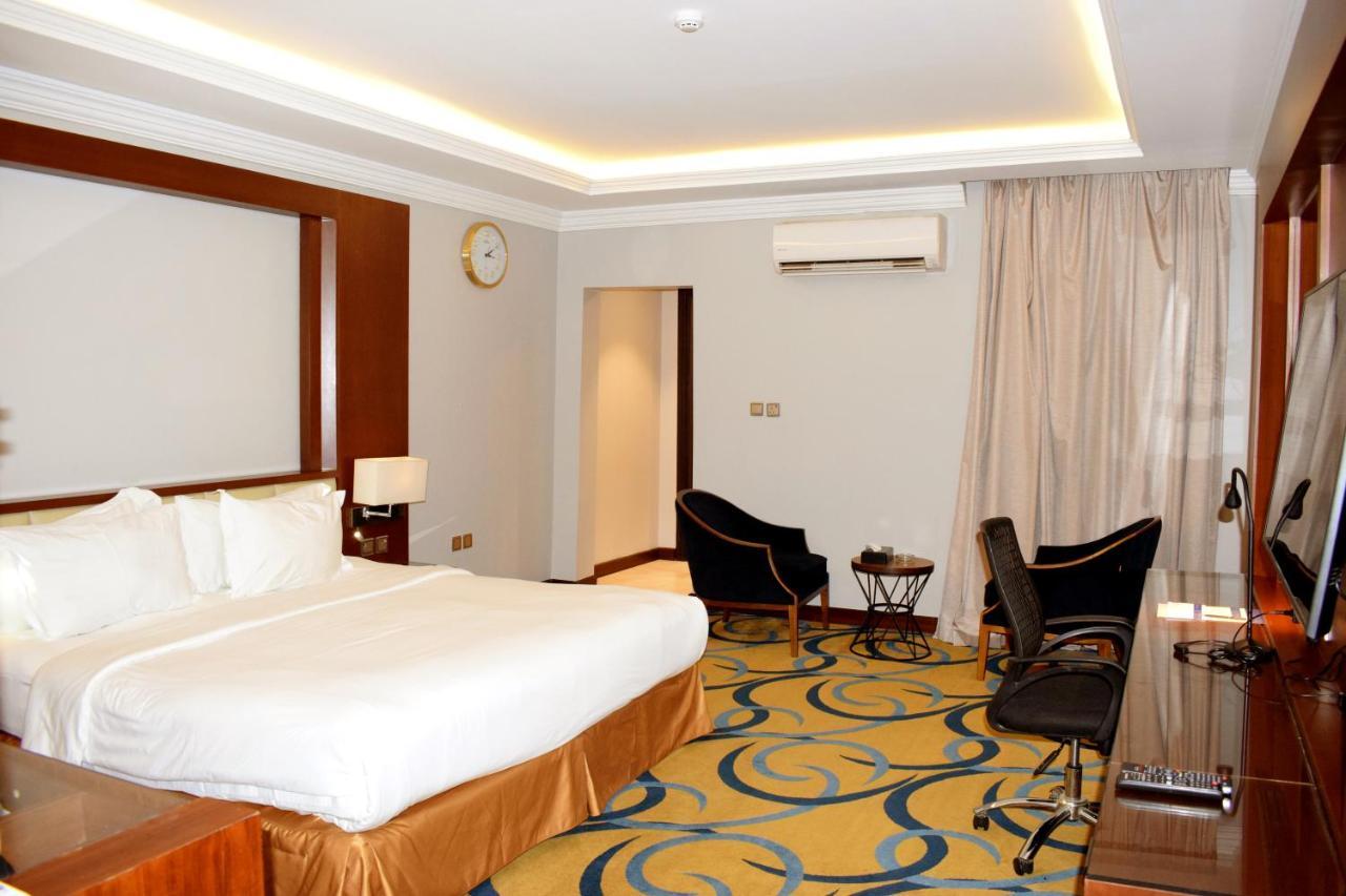Hotel Sultanate Jazan Esterno foto