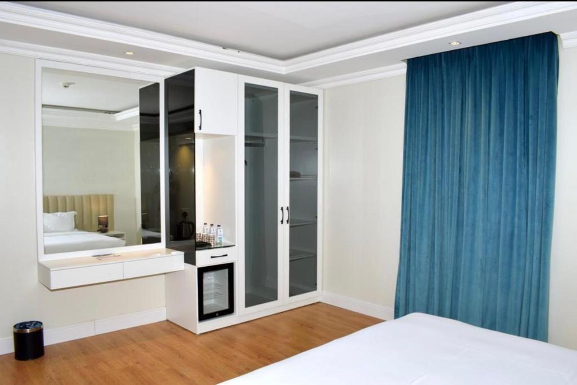 Hotel Sultanate Jazan Esterno foto